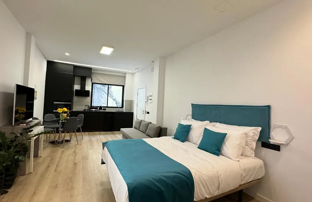 Apart-Hotel Happy Life-1